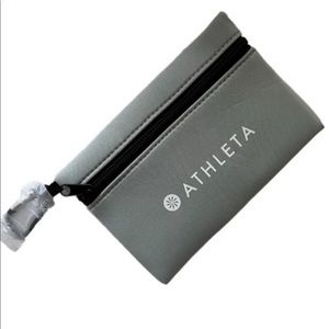 NWT Small Athleta Small Zipper POUCH